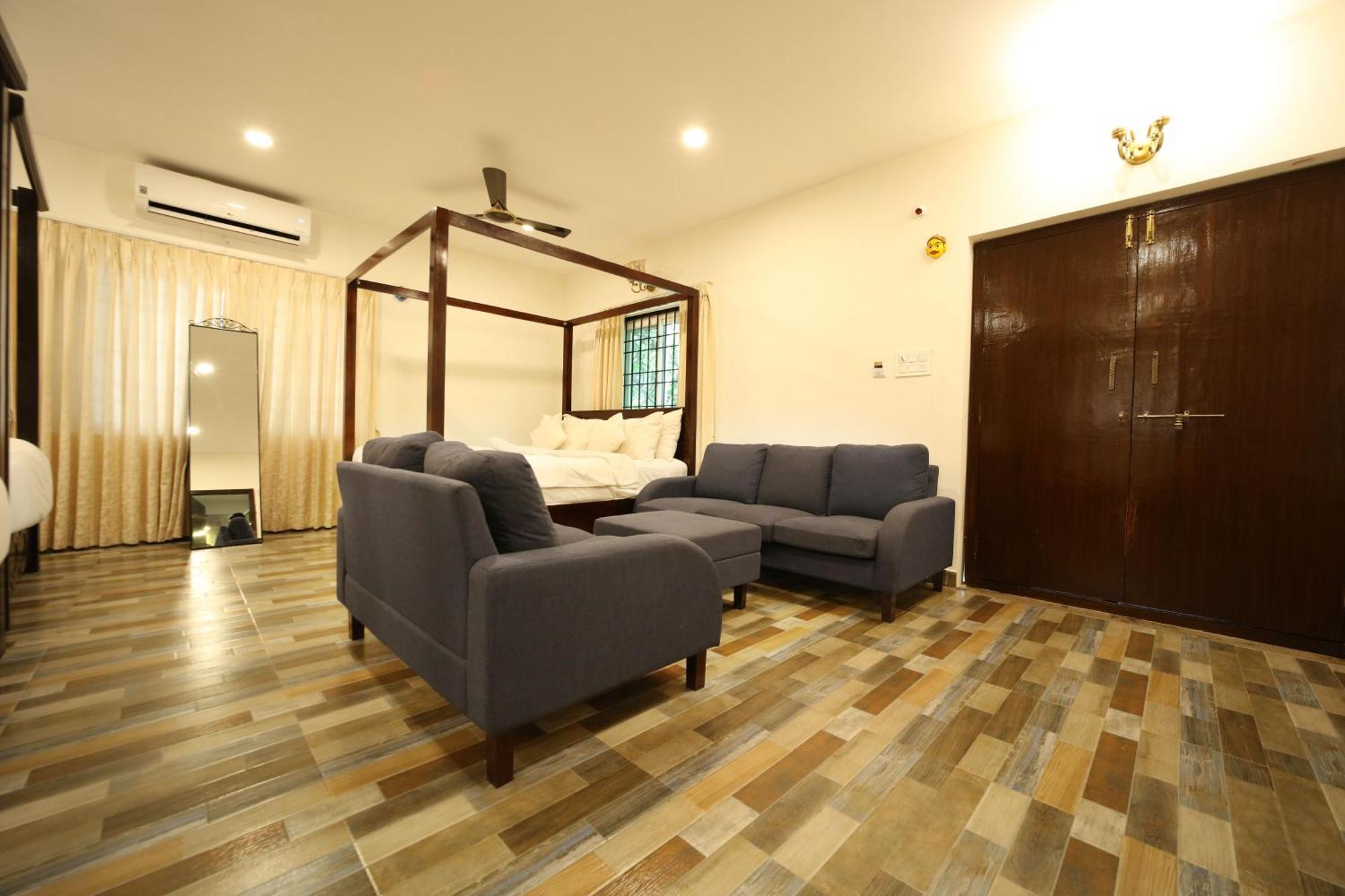 Resort Brown Town &